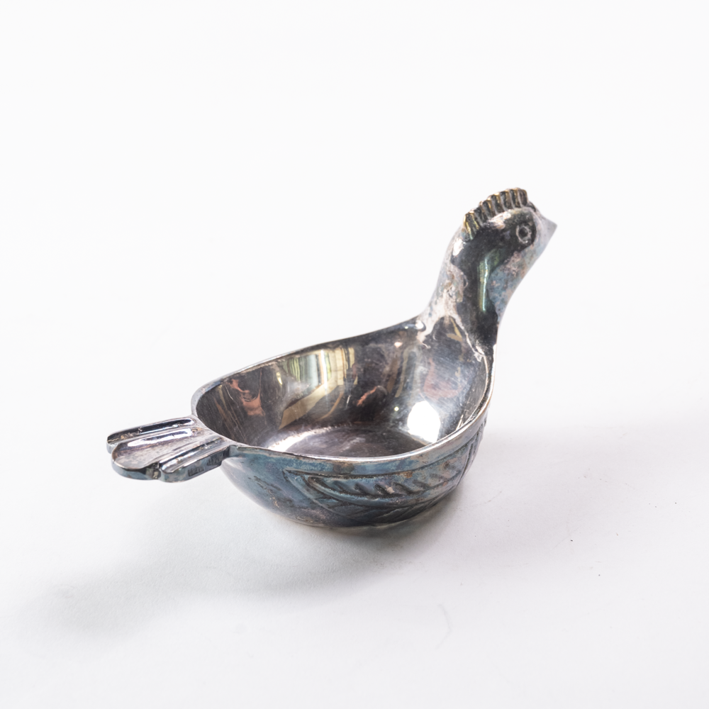 Bird tray