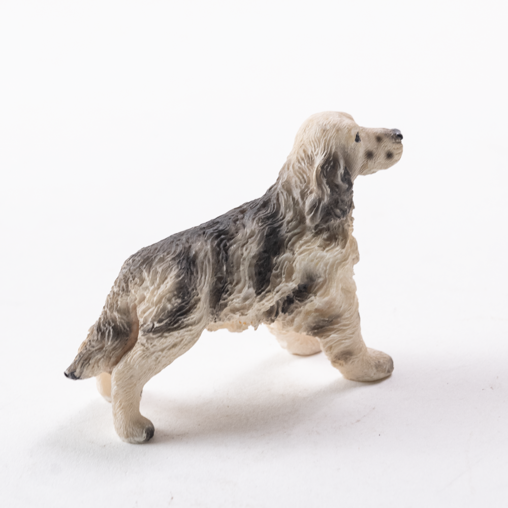 English setter dog figurine