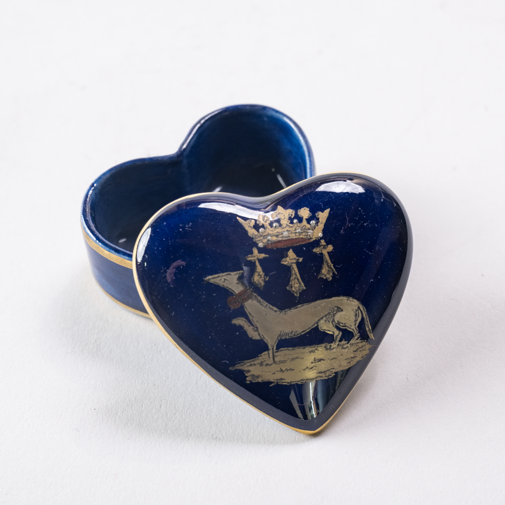 Ermine heart trinket box